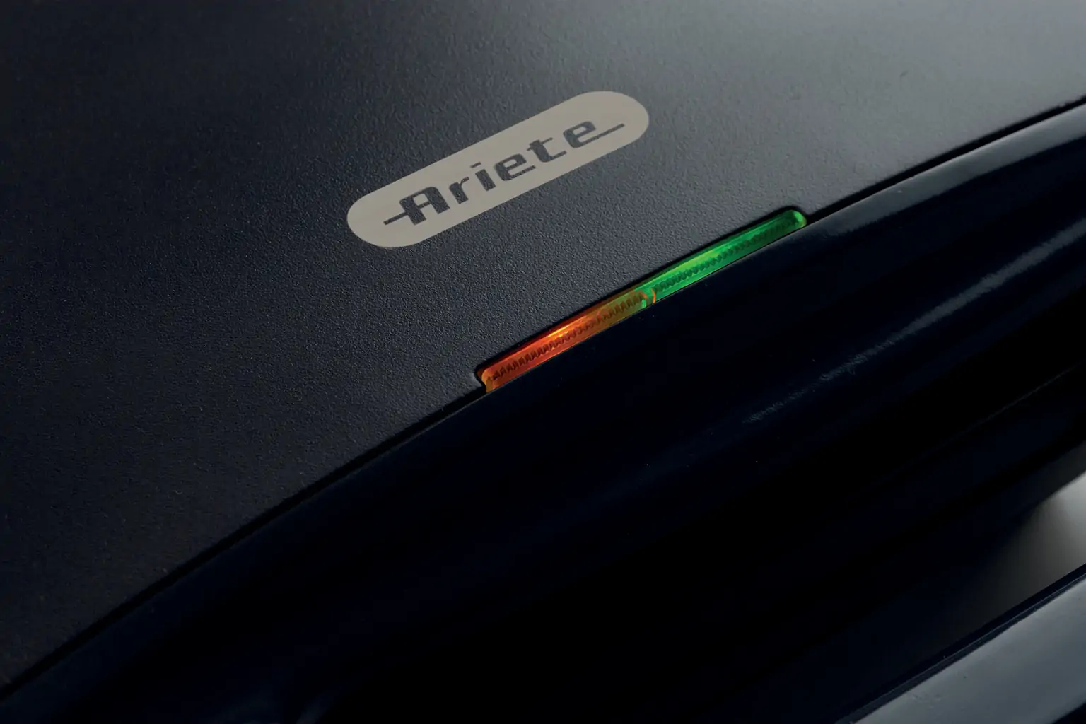 Preklopni toster ARIETE mod. 1971 - tamno sivi