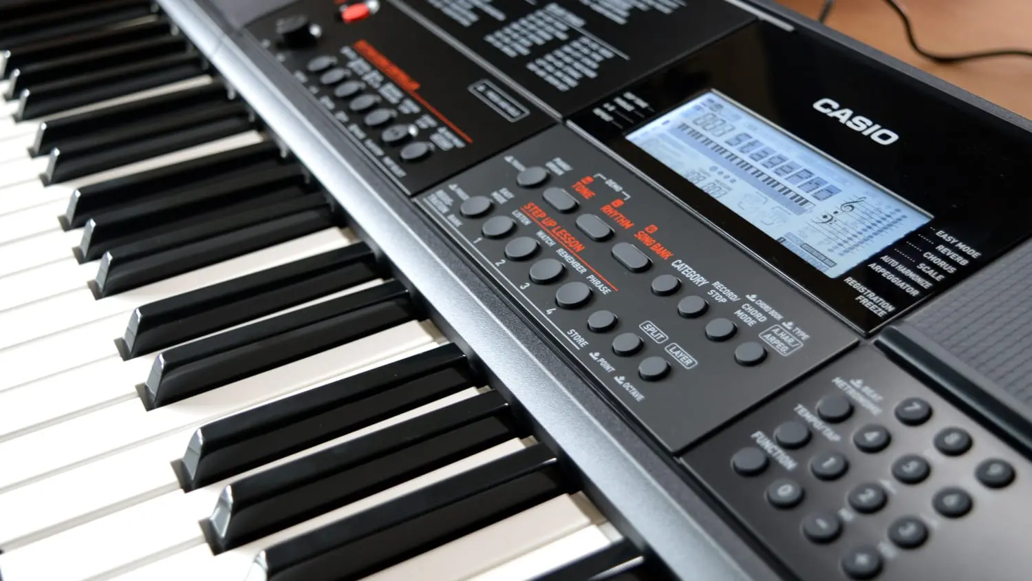 Klavijatura Casio CT-X700