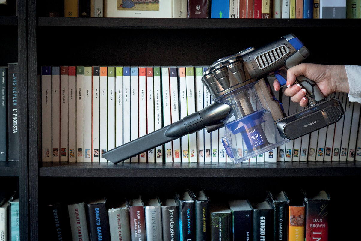 Usisavač ARIETE 2722 - štapni bežični