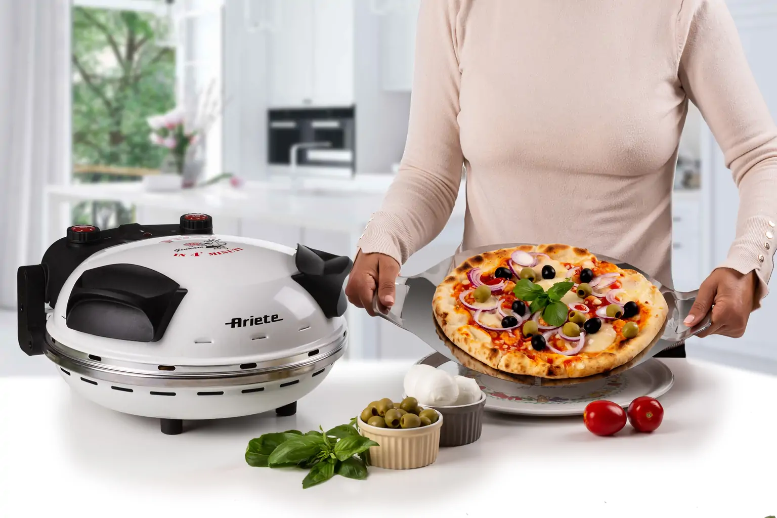 Pekač pizze ARIETE mod. 918 - bijeli